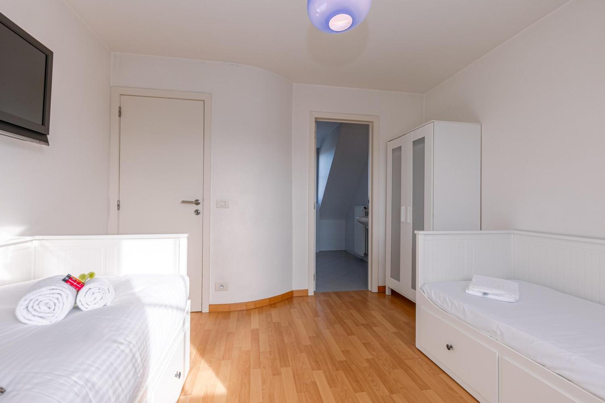Charming Spacious Duplex Apt With Private Parking In Knokke公寓 外观 照片